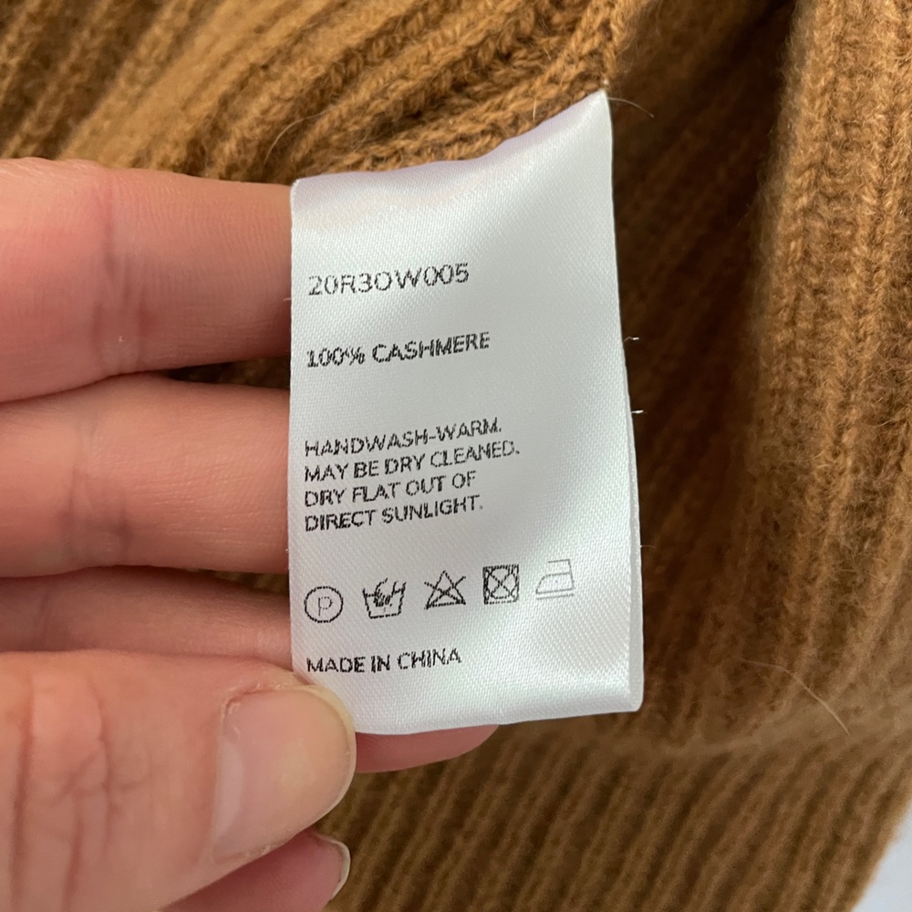 Nap lounge wear Plush 100% Cashmere Rib-Knit Cardigan . Color brown. Size M . - Picture 12 of 12